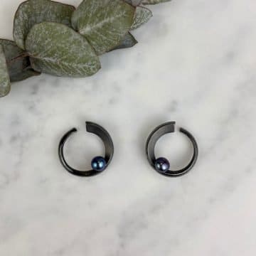 Pendientes hélice negra