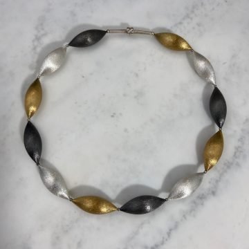 Collar de plata Olive