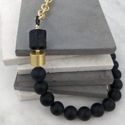 Collar bolas ónix