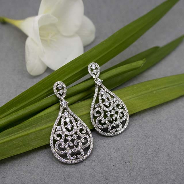 Pendientes de plata para novia en joyería en zaragoza