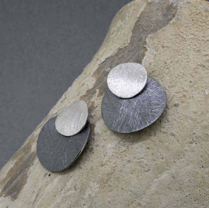 pendientes de plata con textura diamantada
